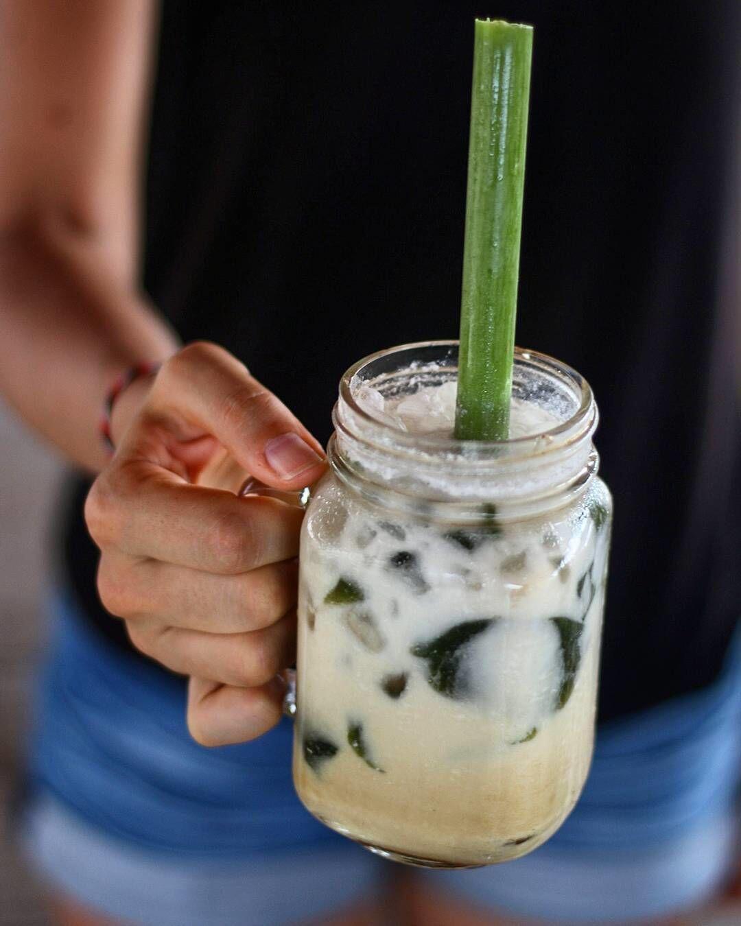 7 Minuman Dingin Khas Bali Ini Segarnya Nempel Seharian, Adem!