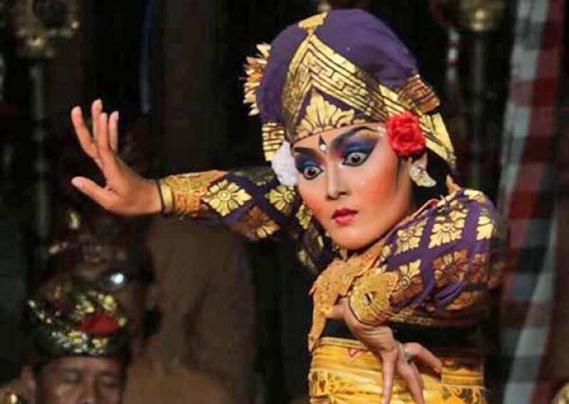 Pernah Lihat 5 Atraksi Tari Ini di Bali? Ternyata Ada Filosofinya Lho
