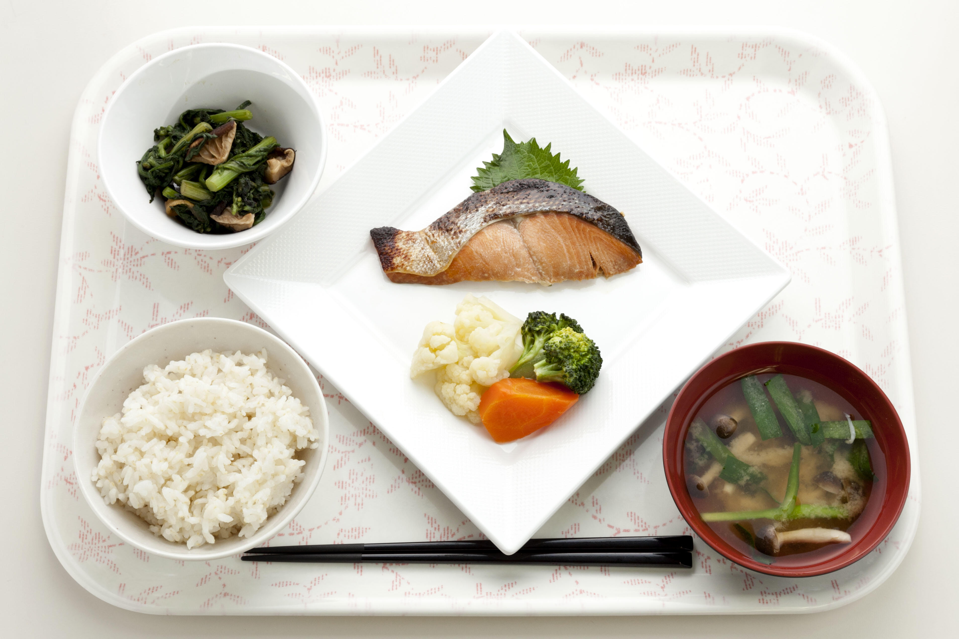 7 Perbedaan Pola Diet di Jepang dan Amerika, Lebih Suka Mana?
