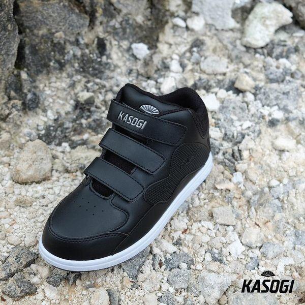 Nostalgia Yuk, Ini 5 Merek Hits Sepatu Sekolah Tahun 2000an