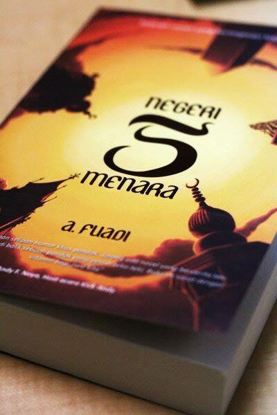 12 Novel Karya Penulis Terkenal Ini Fenomenal di Tahun 2000an