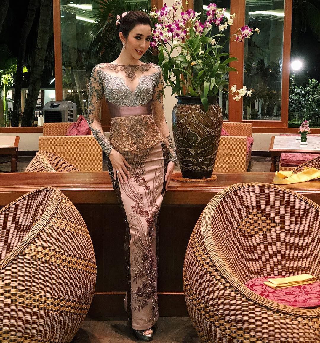 10 Gaya Nadia Purwoko Pakai Baju Etnik, Bukti Cinta Indonesia Banget!