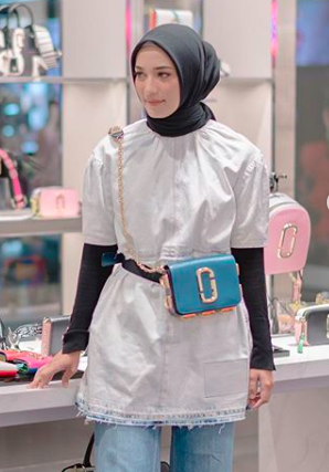 5 Warna Tas Kekinian yang Wajib Dimiliki Wanita