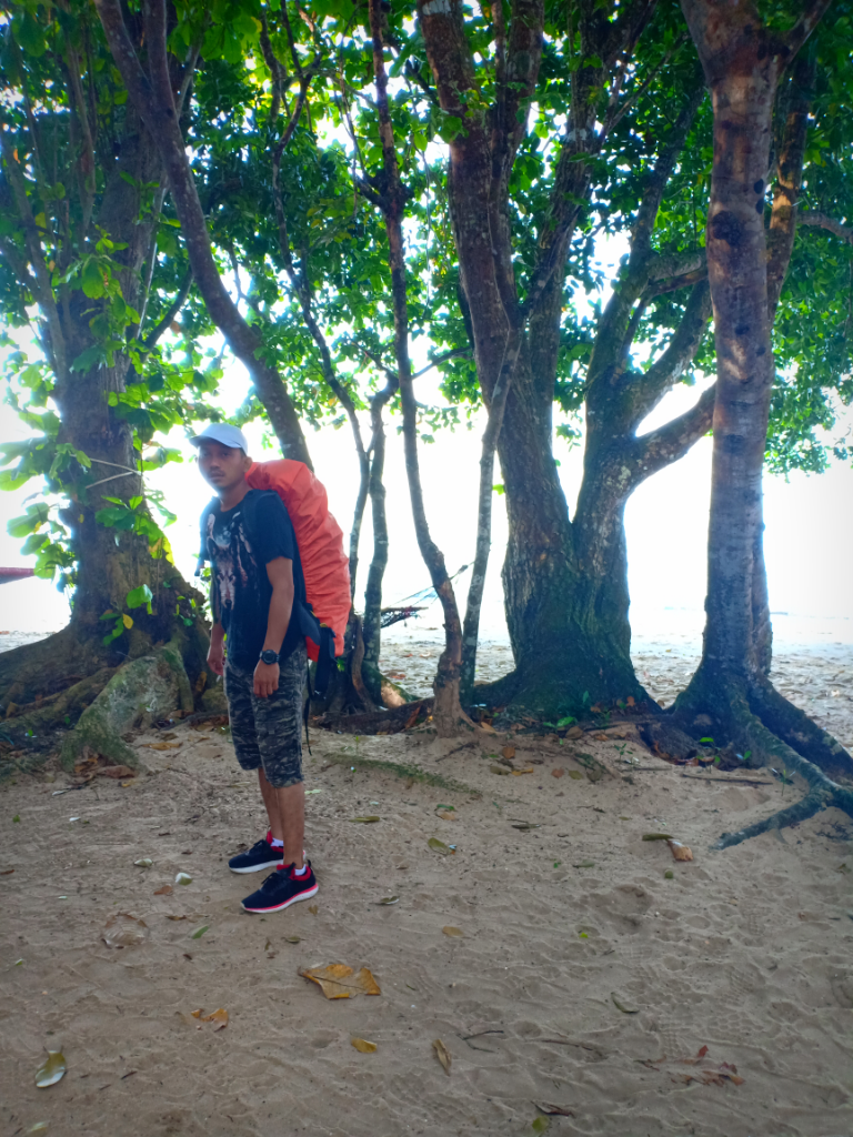 Backpacker Couple Penang - Krabi (PhiPhi Island)