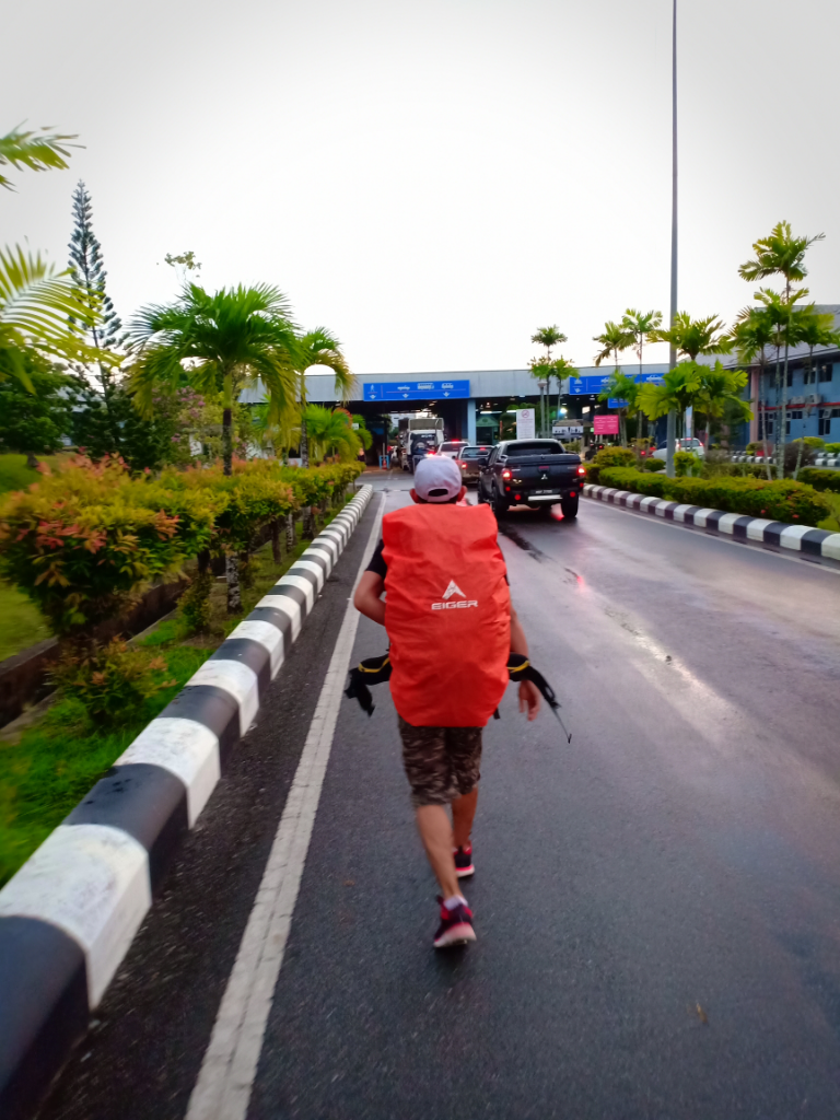 Backpacker Couple Penang - Krabi (PhiPhi Island)