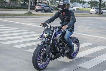 Kayak Ada Moge-Mogenya, Honda CB150R Streetfire Numpang Lewat, Besok Ganti Model Lagi