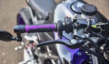 Kayak Ada Moge-Mogenya, Honda CB150R Streetfire Numpang Lewat, Besok Ganti Model Lagi