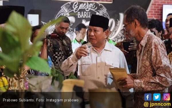 Prabowo: Ini Singa-Singa Tua yang Masih Berdiri Semangat