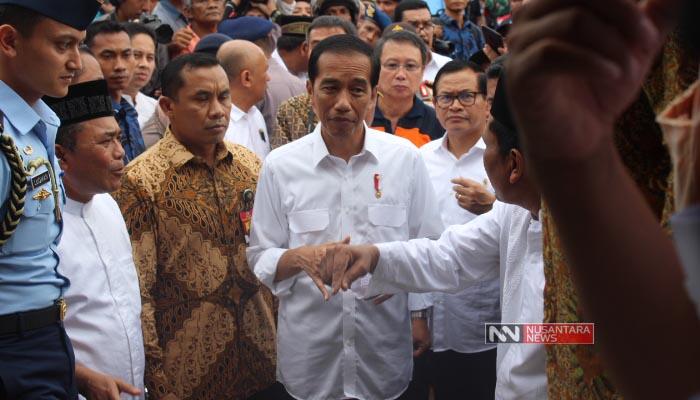 Dihadapan Ribuan Kader Nasdem Jatim, Jokowi Curhat Soal PKI