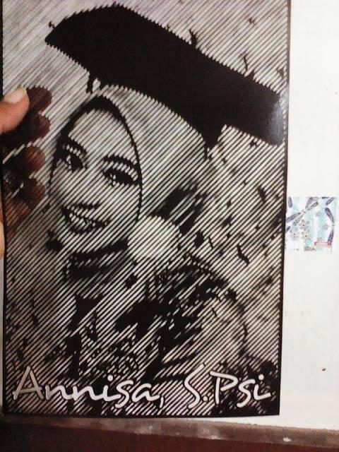 bermain dengan kreatifitas menggunakan seni potong kertas