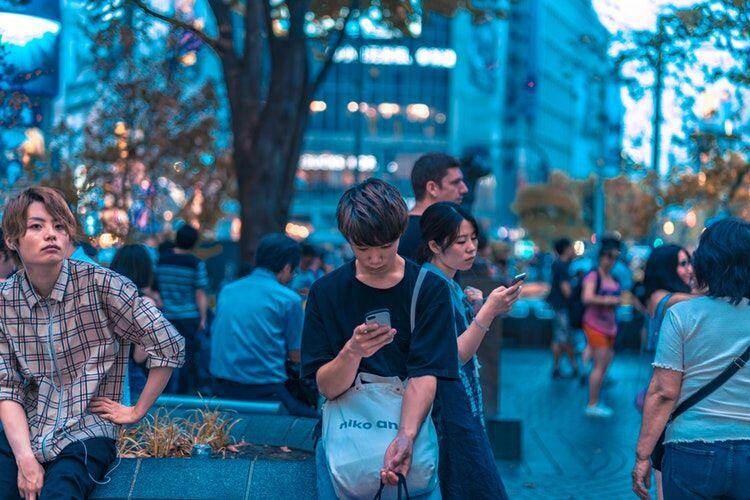 Jaga Kesehatan Mental, Lakukan 5 Hal Ini dalam Bermedia Sosial