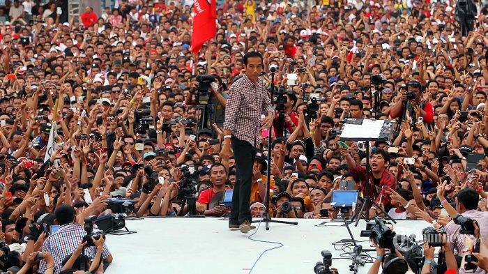 Tulis Pesan Sumpah Pemuda di Secarik Kertas, Prabowo Dipuji Warganet
