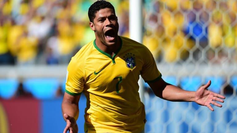 Pemilik Kaki Kiri Gledek Warisan Brasil setelah Carlos dan Adriano