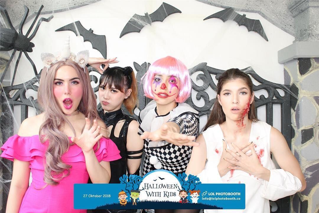 10 Potret Keseruan Pesta Halloween Girl Squad Nia Ramadhani