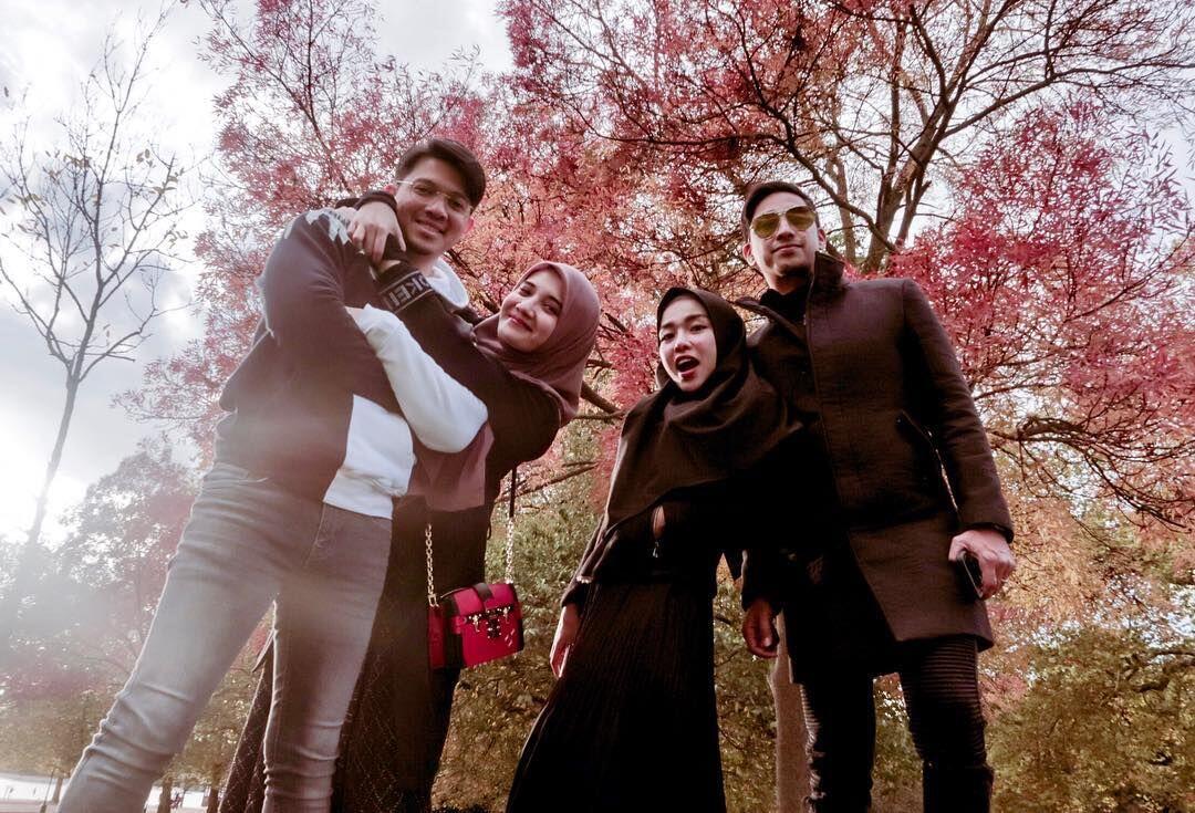 Double Date! 8 Keseruan Irwansyah-Zaskia & Lukman-Medina di Eropa