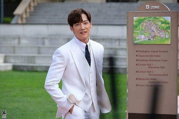 5 Alasan Kamu Tidak Perlu Ragu untuk Melakukan 'Self Talk'