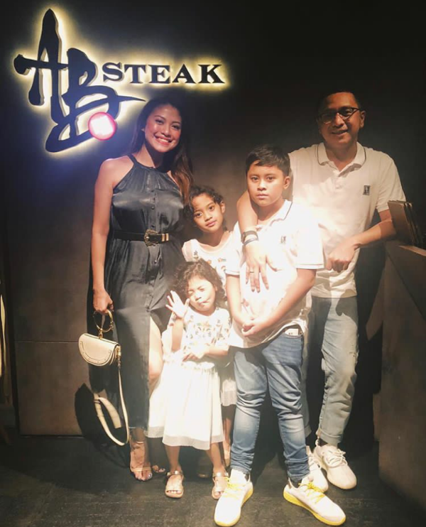 10 Potret Cynthia Riza, Istri Giring Ganesha yang Kayak Masih Gadis