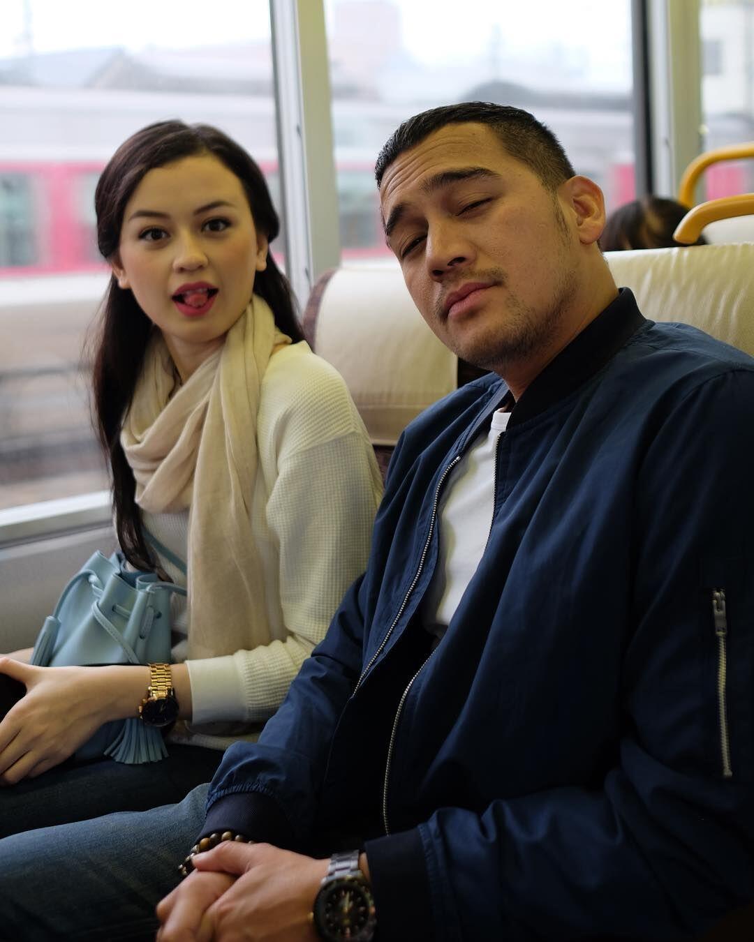 Syuting Bareng, Ini 10 Momen Kimberly Ryder & Mario Lawalata di Jepang