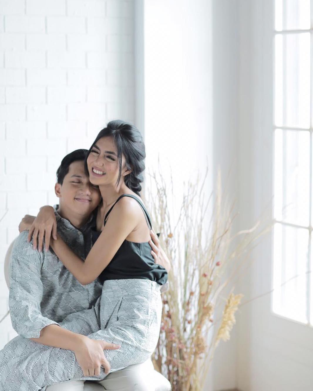 Segera Menikah, 10 Potret Romantis Prewed Ge Pamungkas dan Anastasia