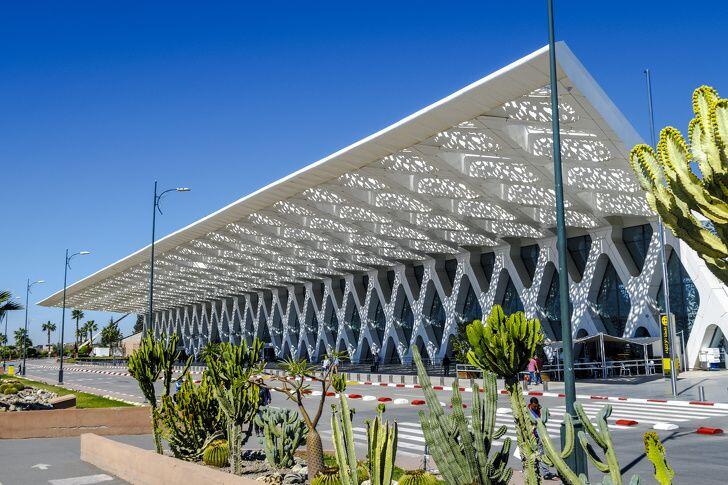 10 Bandara Internasional dengan Desain Paling Futuristik, Keren Abis!