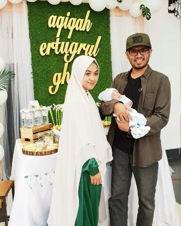 Lembut Berkharisma, Ini 10 Hal Menarik dari Ustaz Hanan Attaki
