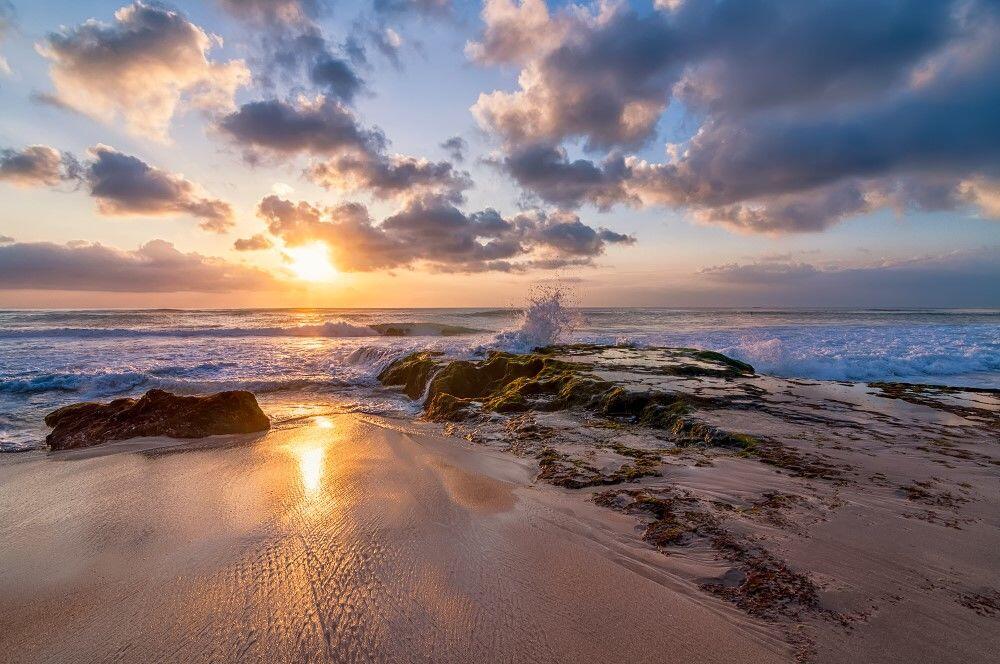 7 Spot Terbaik Buat Menikmati Sunset di Bali, Asli Bikin Melongo!