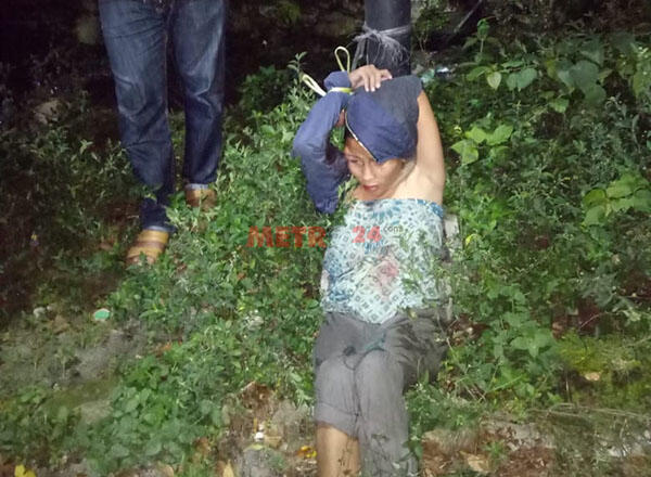 Dipukuli & Diikat di Tiang Listrik, Terduga Penculikan Anak Nyaris Dibakar Massa