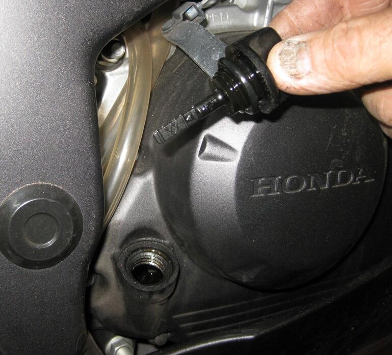 Yakin Oli Balap Ada Faedahnya buat Motor Harian?