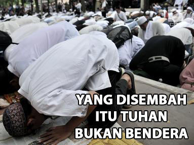 Para Penyembah Bendera