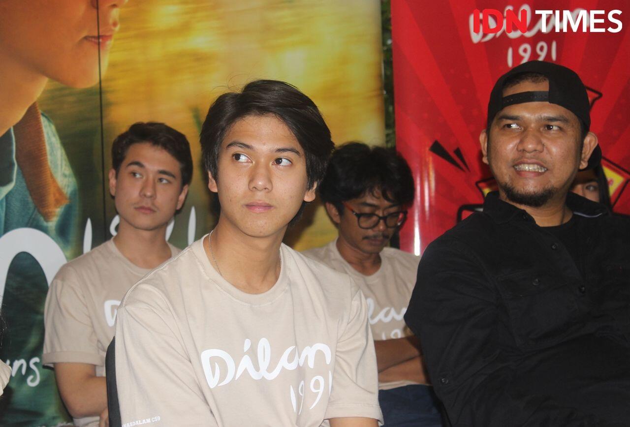 10 Sisi Lain Iqbaal yang Tak Banyak Orang Tahu, Bangga Sekaligus Sedih