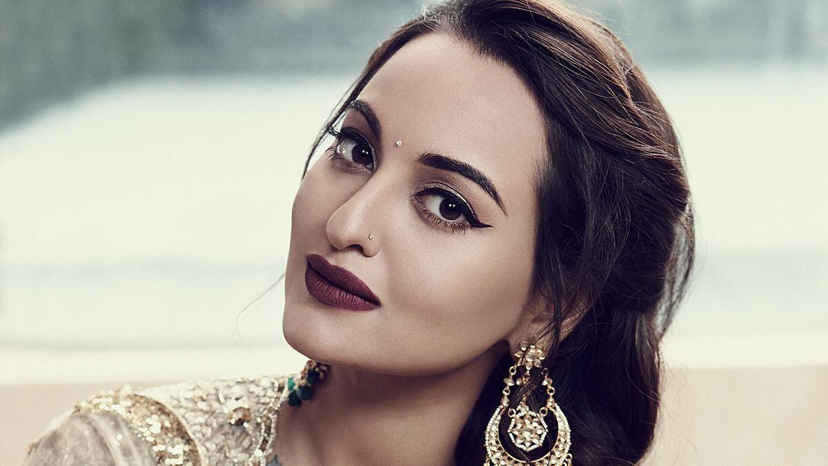 5 Film Terbaru Sonakshi Sinha, Jangan Sampai Gak Nonton