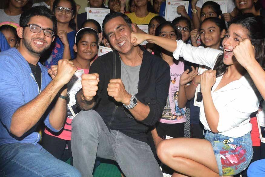 Salut! 5 Aktor Bollywood Ini Paling Peduli terhadap Isu-isu Perempuan