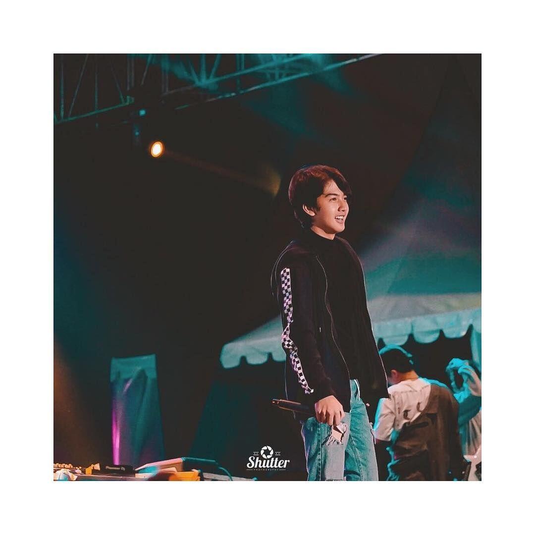 10 Potret Ari Irham, Aktor Sekaligus DJ yang Mirip Oppa Korea