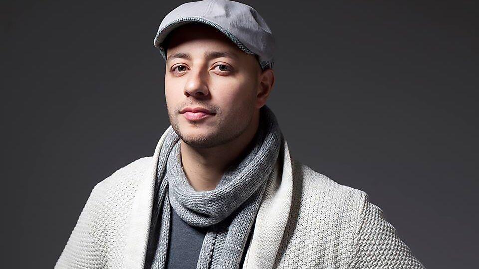 8 Lagu Maher Zain yang Bikin Hati Sejuk, Masih Ingat?