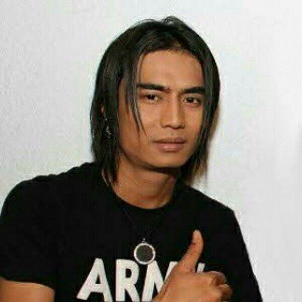 10 Artis Ini Takut Naik Pesawat Terbang, Ada yang Sampai Trauma!