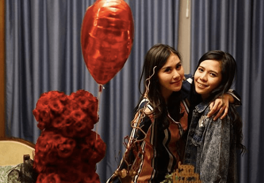 10 Potret Seru Kejutan Ultah Syahnaz dari Nagita Slavina dan Keluarga