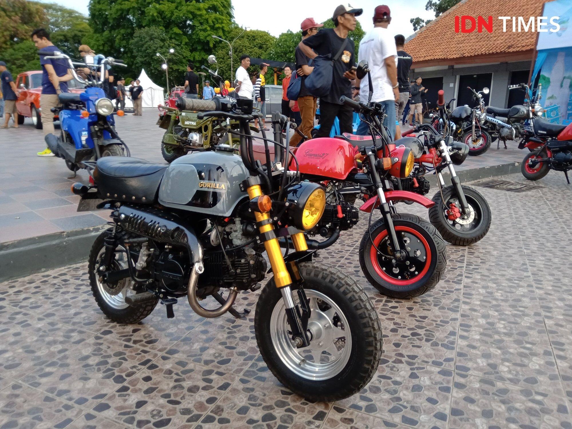 FOTO: Kerennya Mobil-Motor Klasik di Jakarta Custom Culture