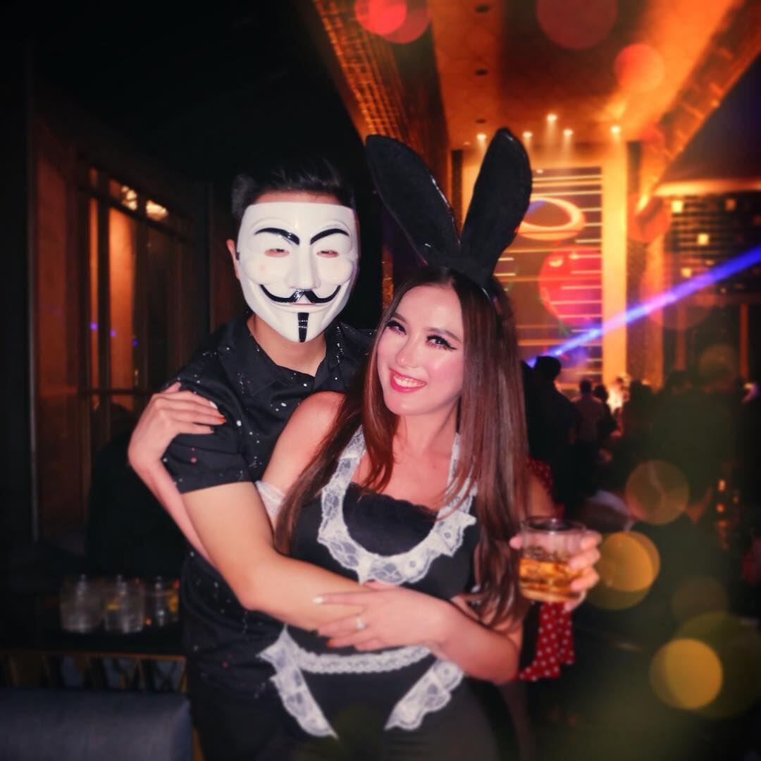 10 Kostum Halloween Pasangan yang Terunik, Referensi untuk Besok Malam