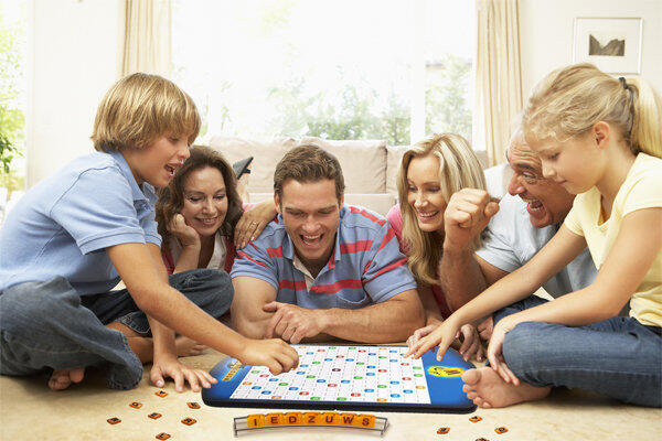 Belajar Bahasa Inggris Makin Gampang dengan 7 Board Game Seru Ini!