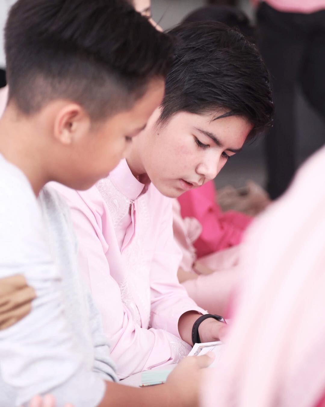 10 Potret Keren Sean, Putra Olla Ramlan yang Beranjak Remaja