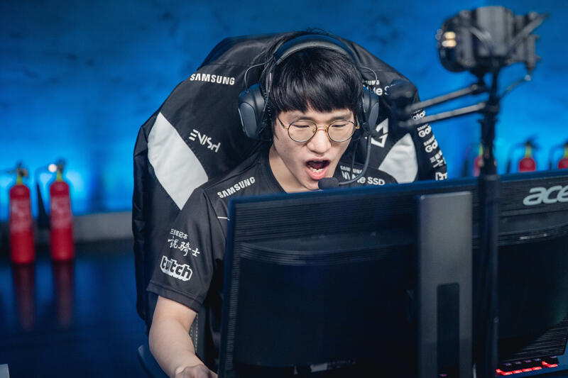 5 League of Legend Midlaner Terbaik 2018