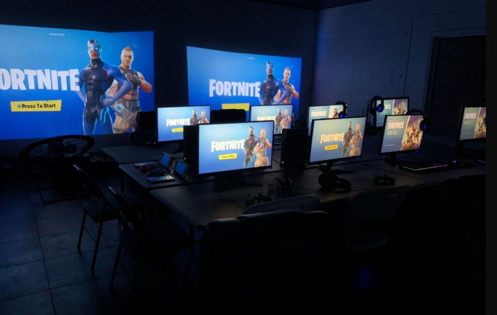Kamu Kuliah Dimana? 5 Jurusan Ini Punya Bakat Berkarir di Ranah Esport Lho!