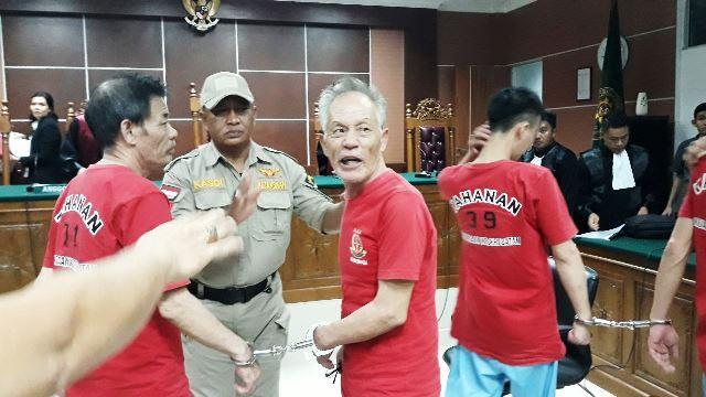 Dituntut Hukuman Mati, Chen Meiseng Meradang di Ruang Sidang