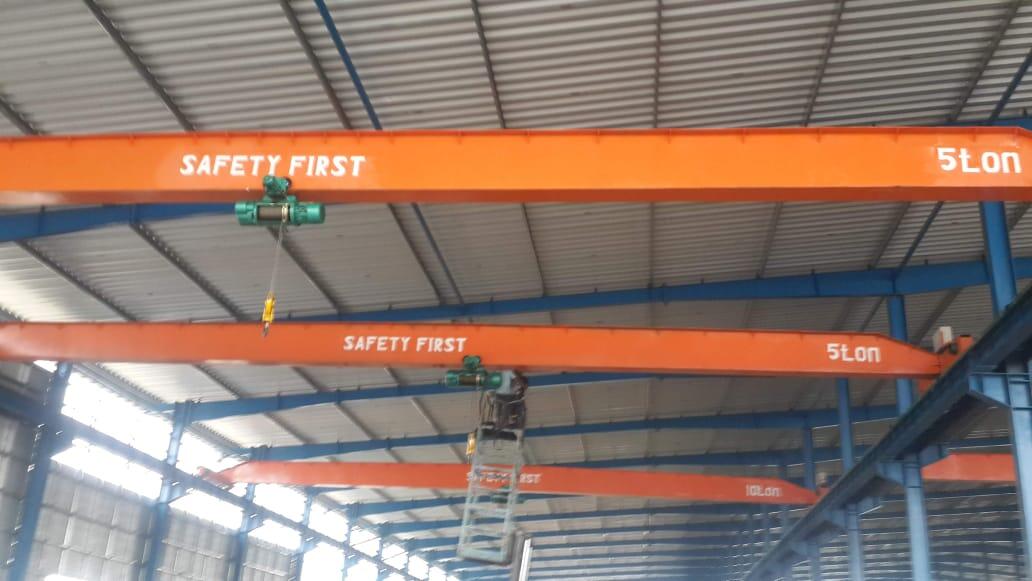 Perakitan Hoist Crane