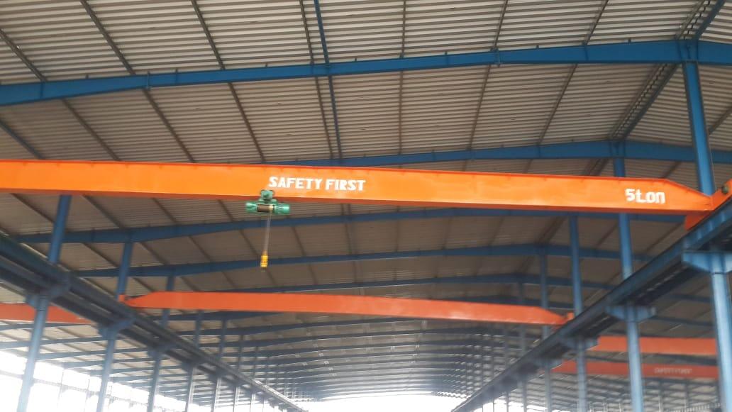 Perakitan Hoist Crane