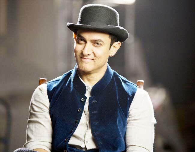 5 Artis Ngetop Bollywood yang Pernah Menyabet Penghargaan Terburuk