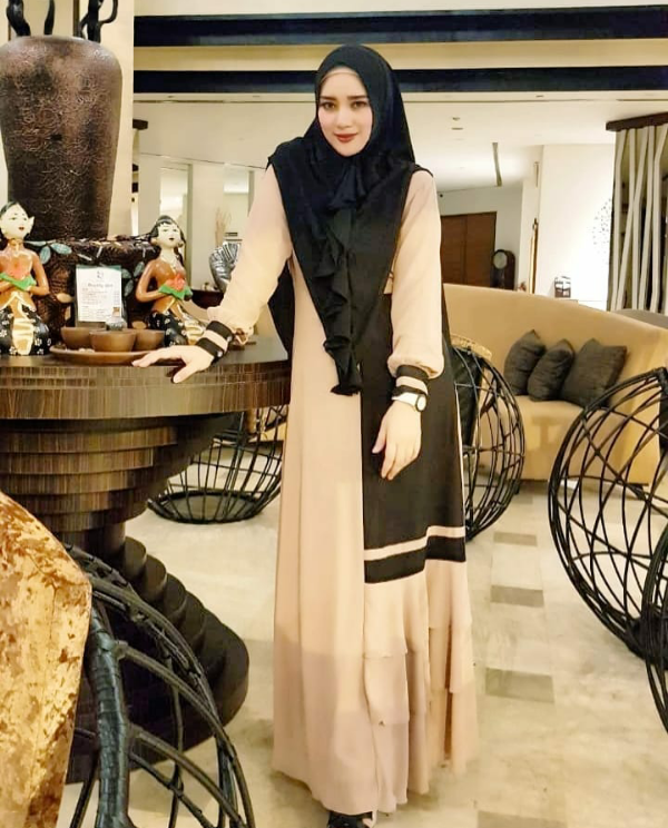 10 Potret Bebi Silvana, Wanita Cantik yang Diduga Istri Baru Opick