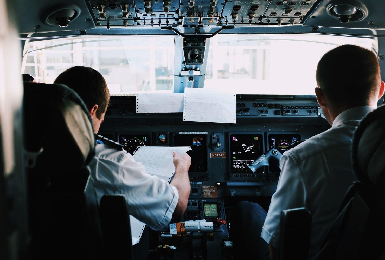 Jangan Takut Naik Pesawat, Yuk Atasi Aviophobia dengan 5 Hal Ini
