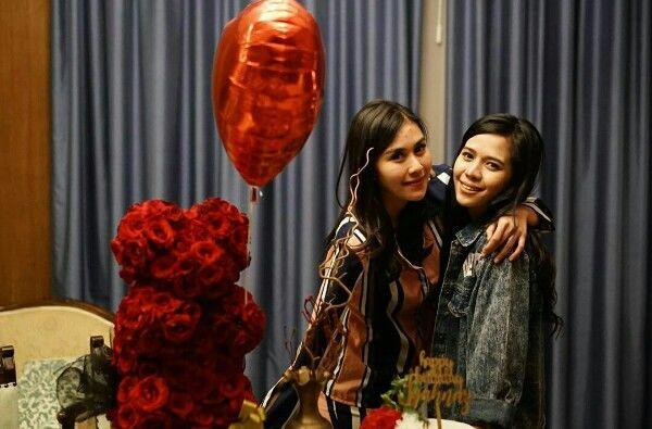 9 Potret Kejutan Ulang Tahun Syahnaz Sadiqah, Dirayain di Hotel Mewah