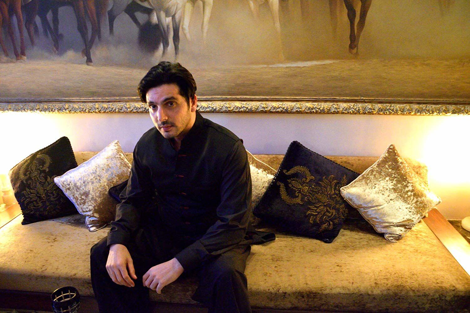 Selain Trio Khan, Inilah 7 Aktor Bollywood dengan Marga Khan